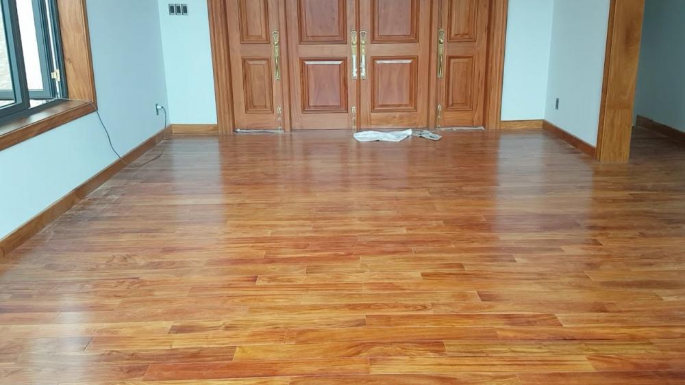 Sàn gỗ gõ đỏ được dùng rộng rãi hiện nay