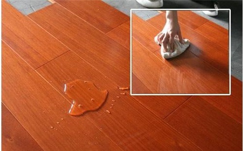 Xử lý sự cố sàn gỗ bị tràn nước